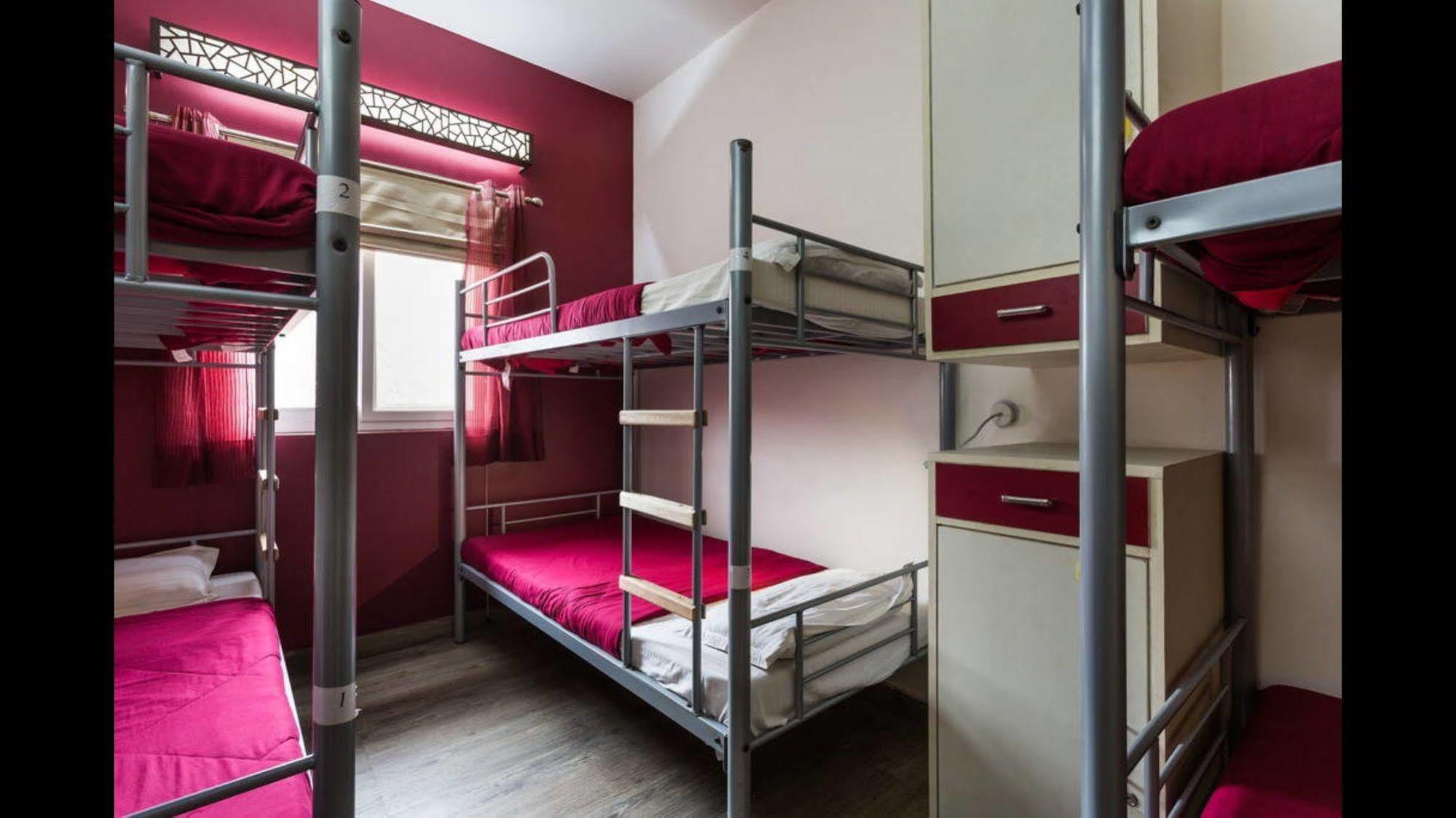 Joey's Delhi Hostel